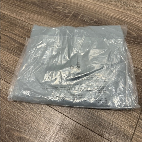 Show Me Your Mumu Women's Verona Cowl Dress Silver Sage Crisp Satin Size L - Picture 4 of 4